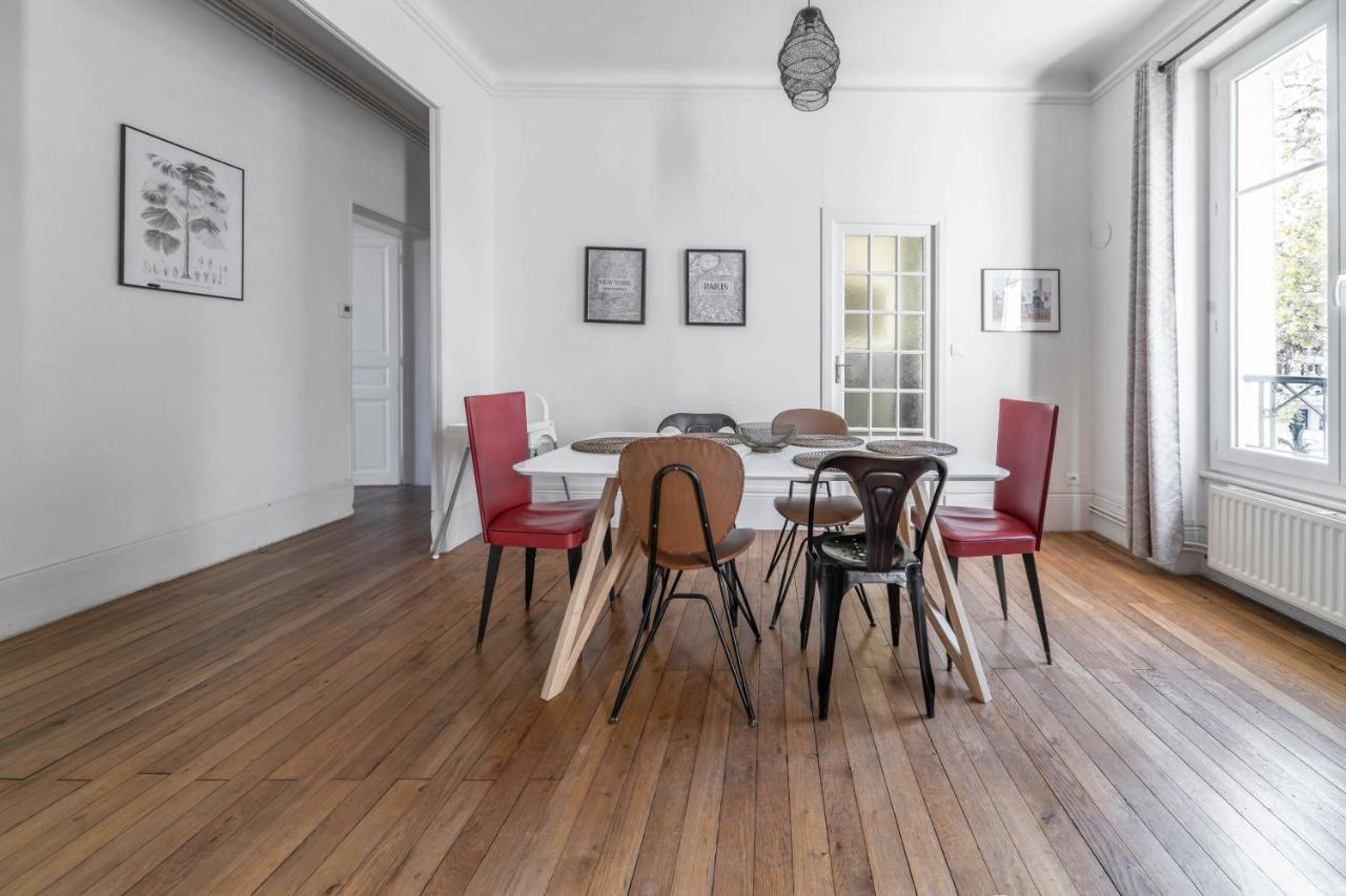 Residence Epinat II - Appartements Centre - Parking 비시 외부 사진
