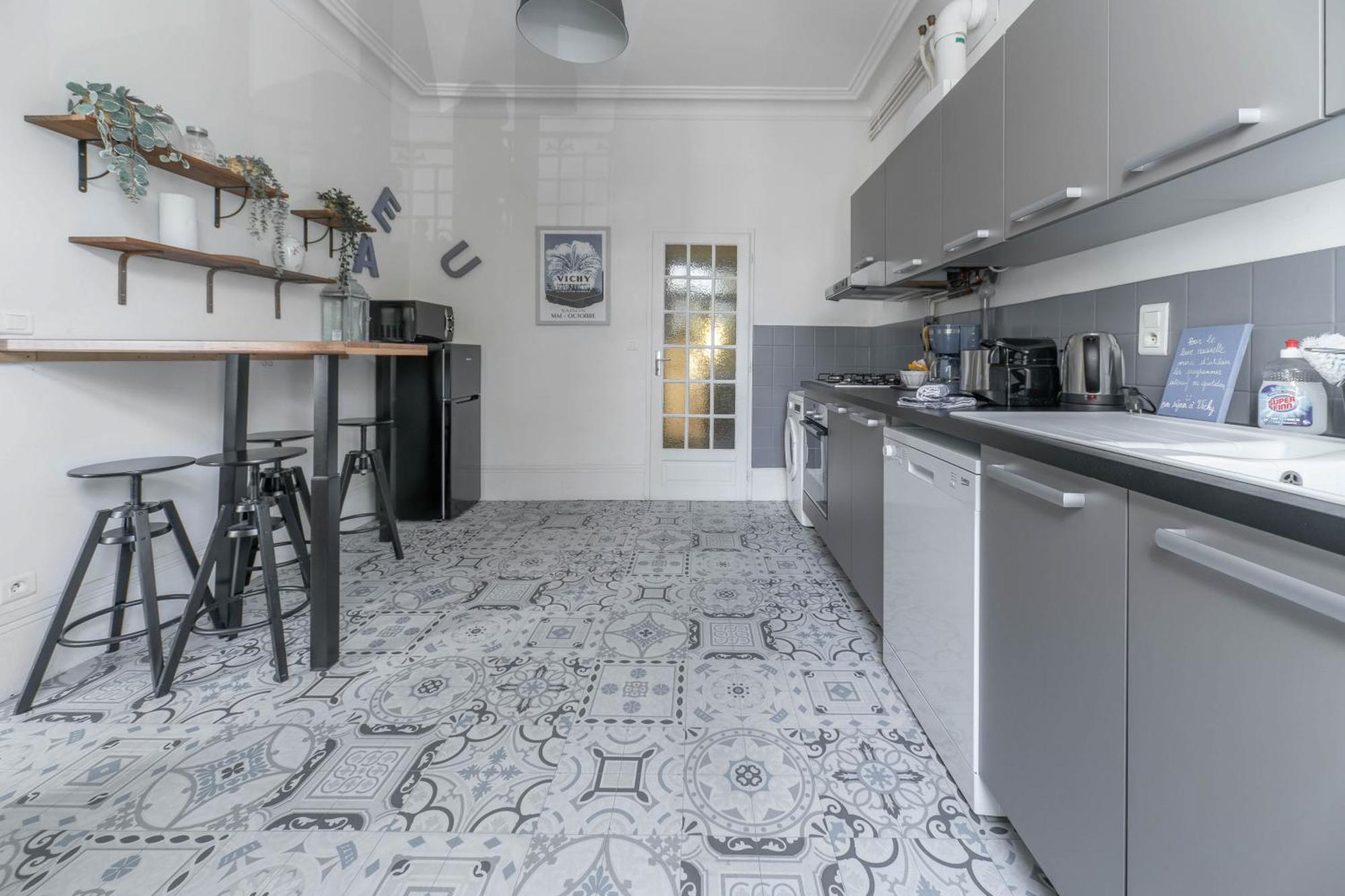 Residence Epinat II - Appartements Centre - Parking 비시 객실 사진